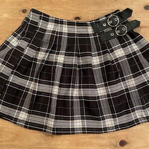 Forever 21 Plaid Mini Skirt Faux leather buckle skirt pleated Preppy Academia XS